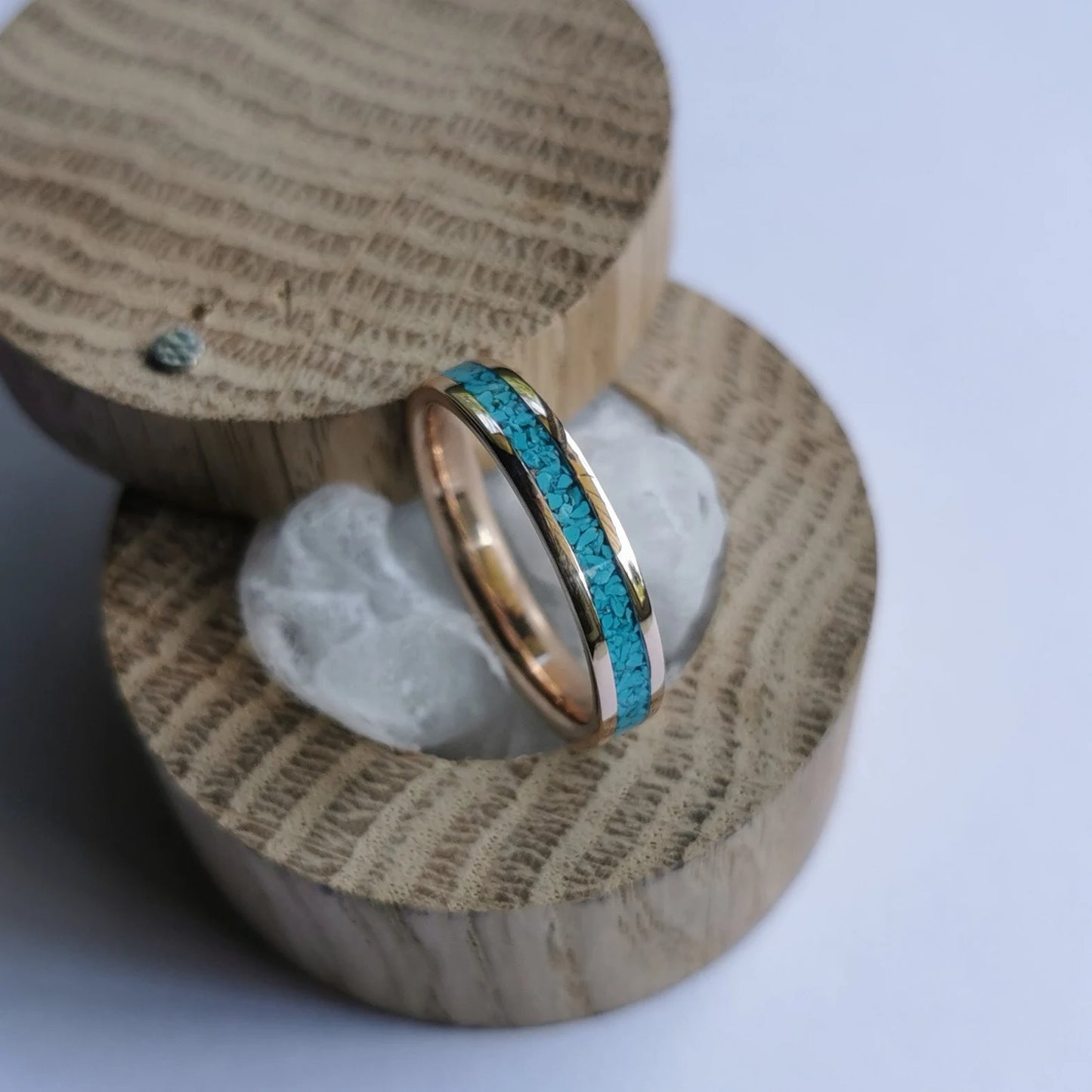 Handmade Women's Solid Gold Band with Turquoise Inlay.