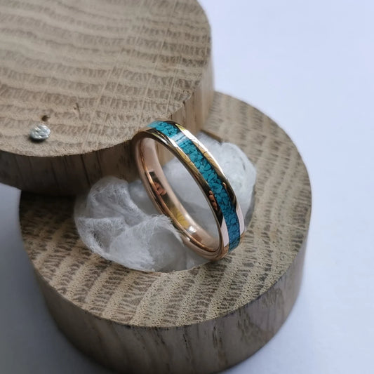 Handmade Women's Solid Gold Band with Turquoise Inlay.